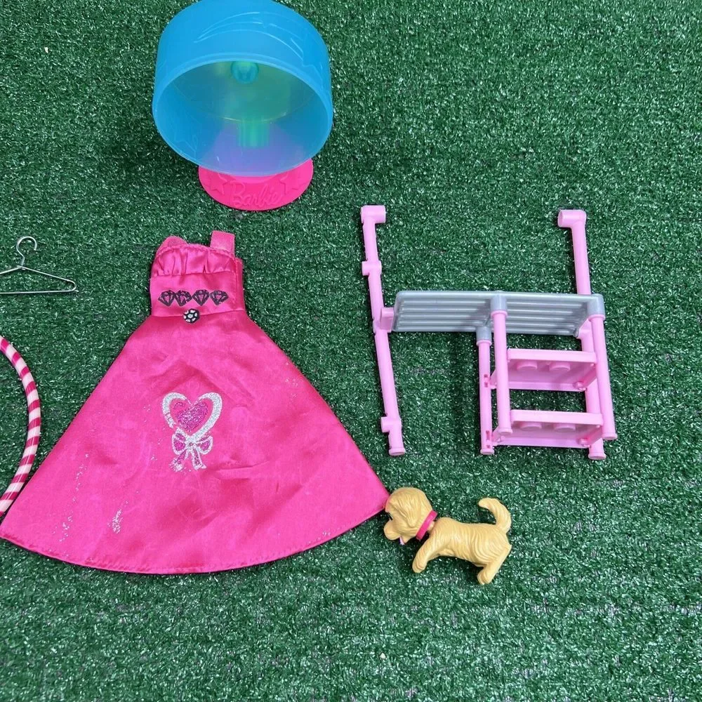 Barbie‎ Lot Of Accessories Dress Hanger Table Wheel Dog Hula Hoop